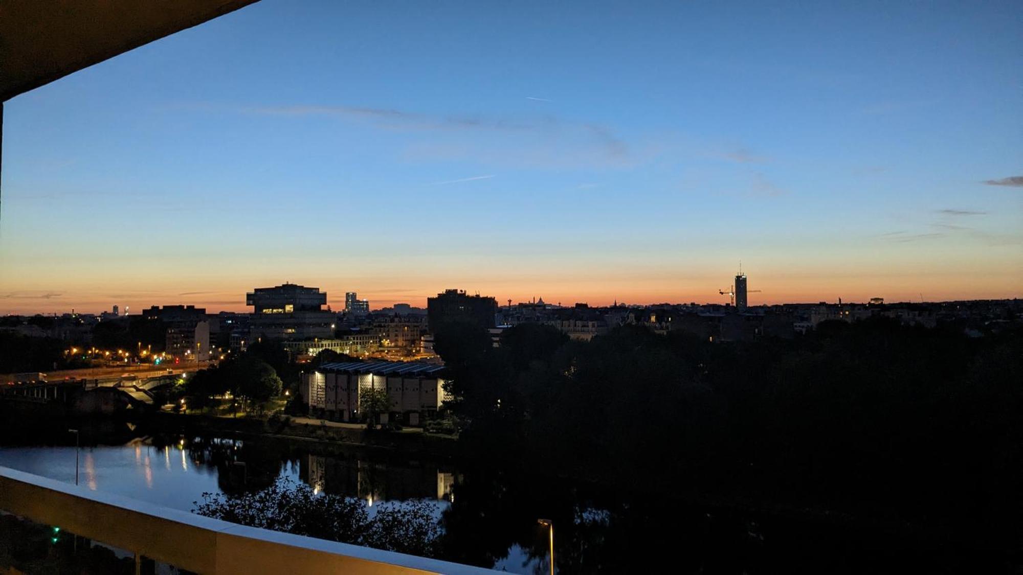Puteaux- La Defense Arena Appartement Vue Tour Eiffel ภายนอก รูปภาพ